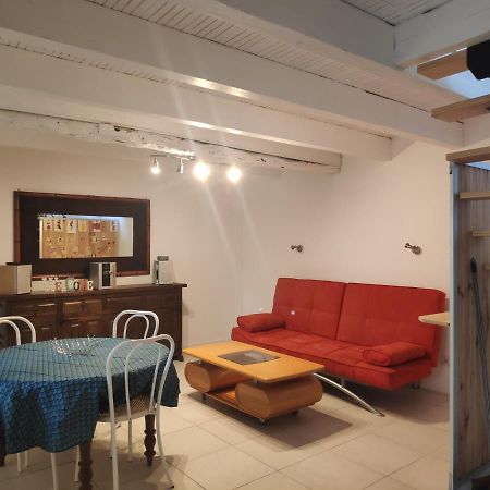 Maison 4 Personnes Caillac Luaran gambar