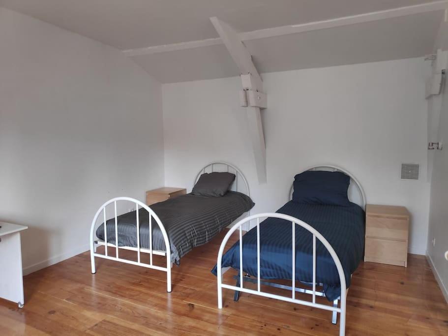 Maison 4 Personnes Caillac Luaran gambar