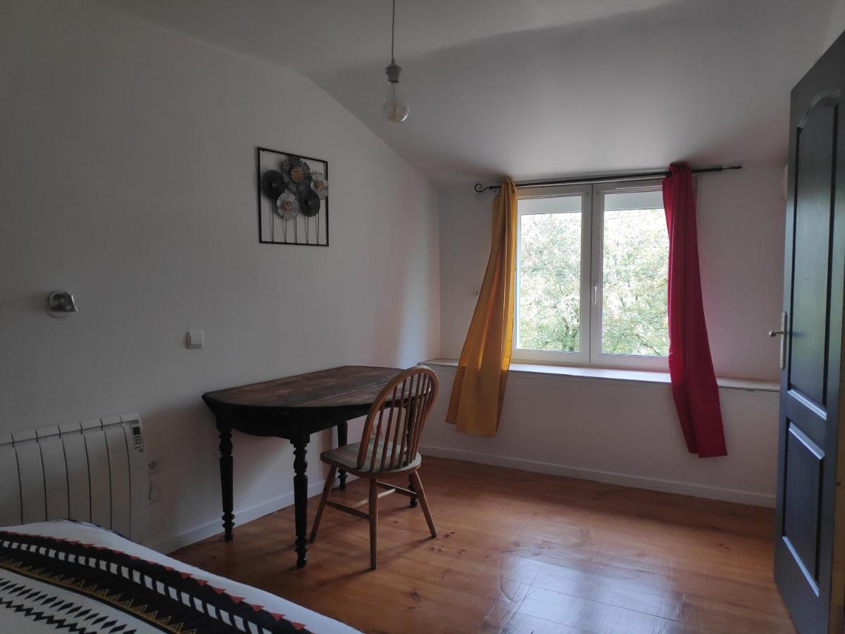 Maison 4 Personnes Caillac Luaran gambar