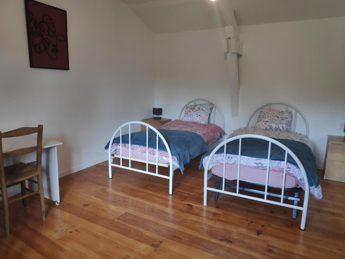 Maison 4 Personnes Caillac Luaran gambar